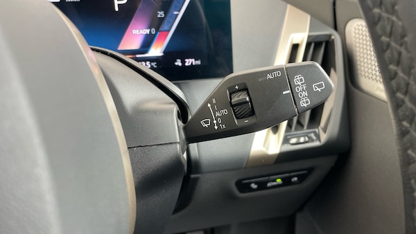 Used BMW iX 2022 for sale - 76265877: Photo 65