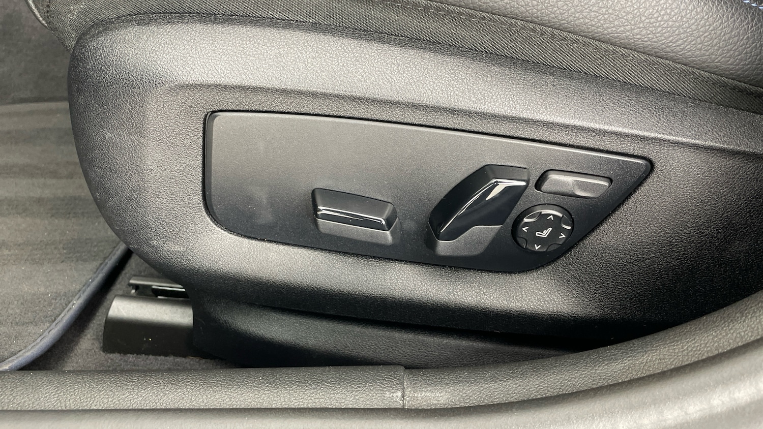 Used BMW 5 Series 2019 for sale - 77222852: Photo 27