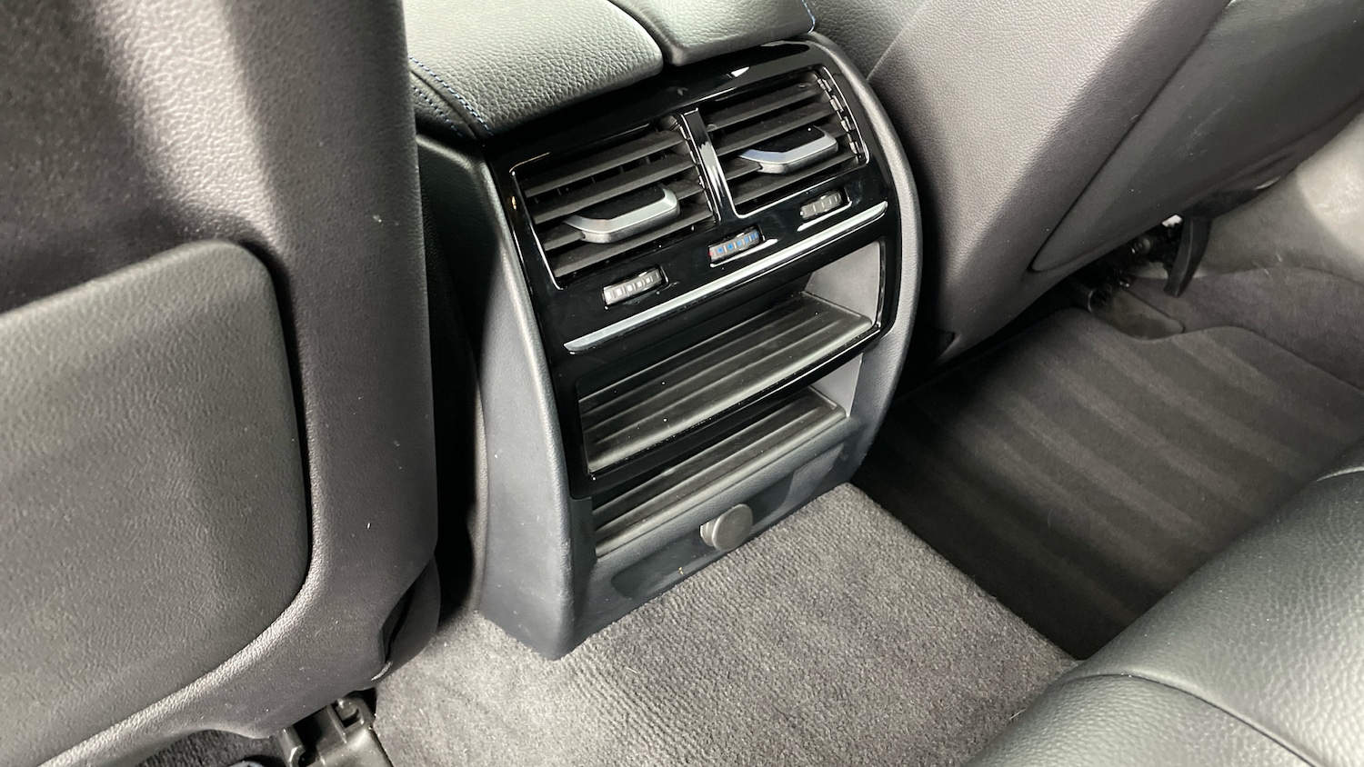 Used BMW 5 Series 2019 for sale - 77222852: Photo 33