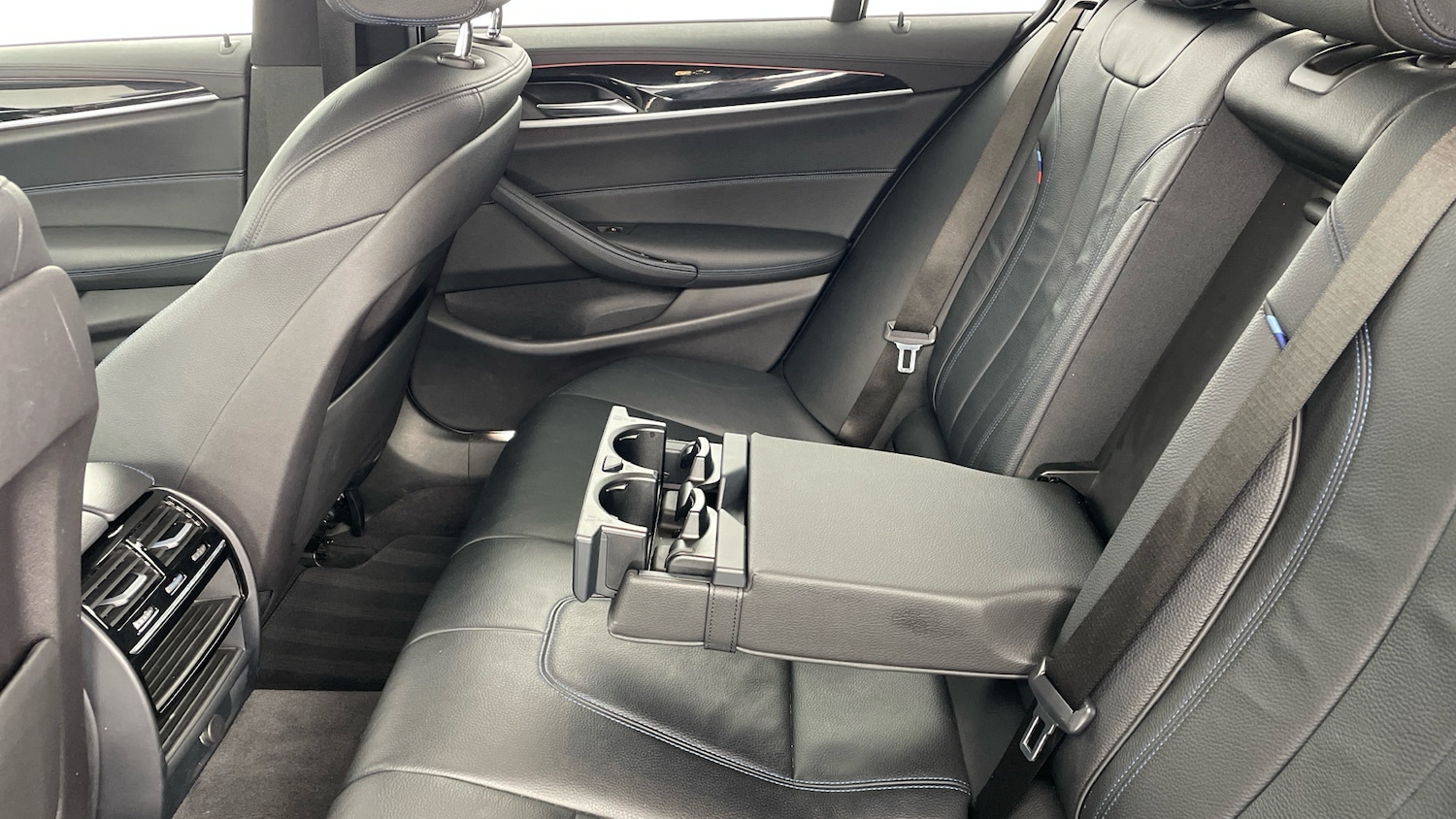 Used BMW 5 Series 2019 for sale - 77222852: Photo 35