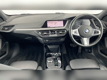 Used BMW 1 Series 2020 for sale - 77300985: Photo