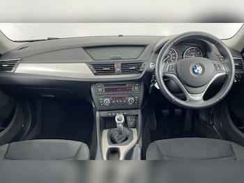 Used BMW X1 2015 for sale - 76931099: Photo