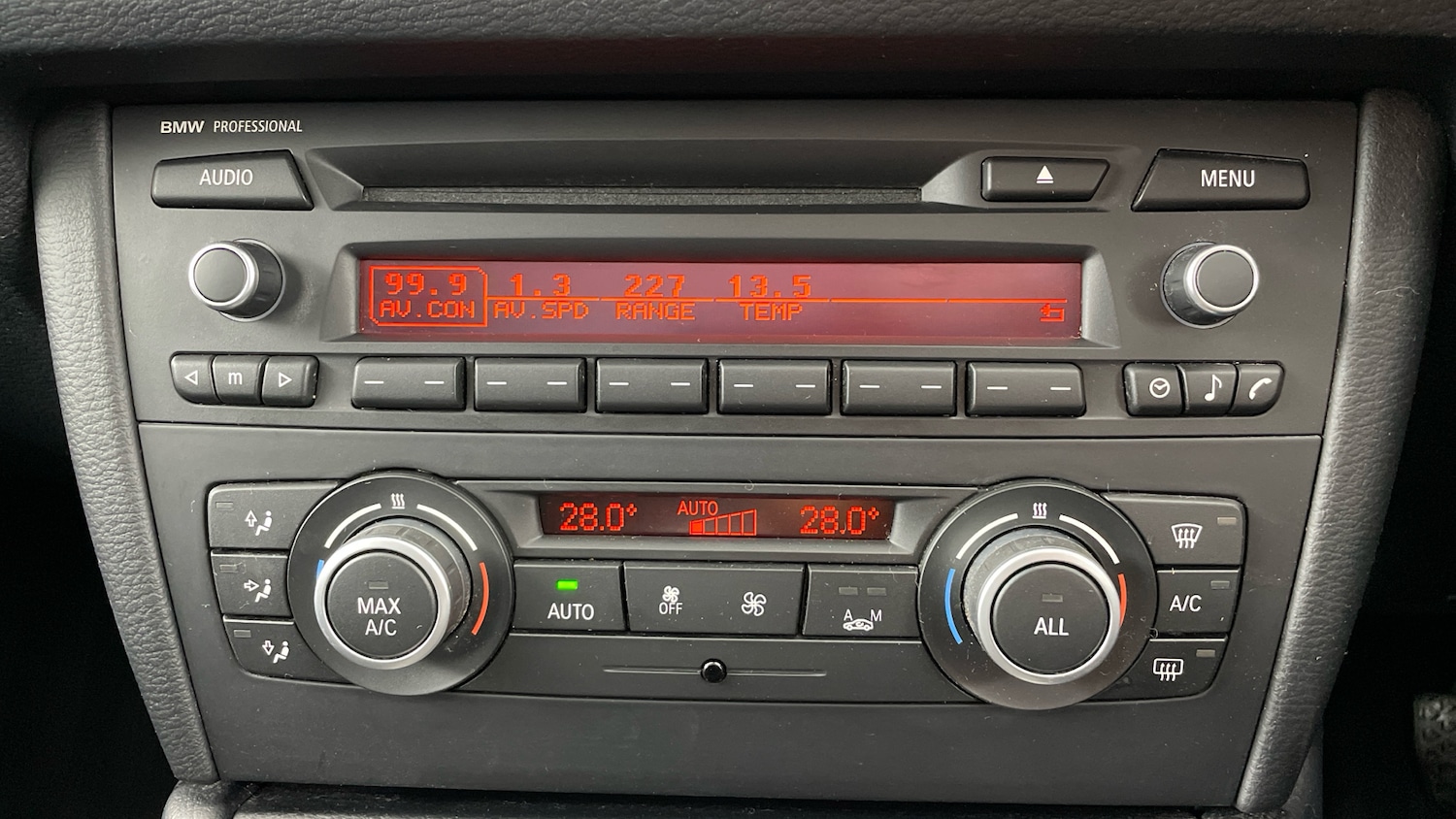 Used BMW X1 2015 for sale - 76931099: Photo 51