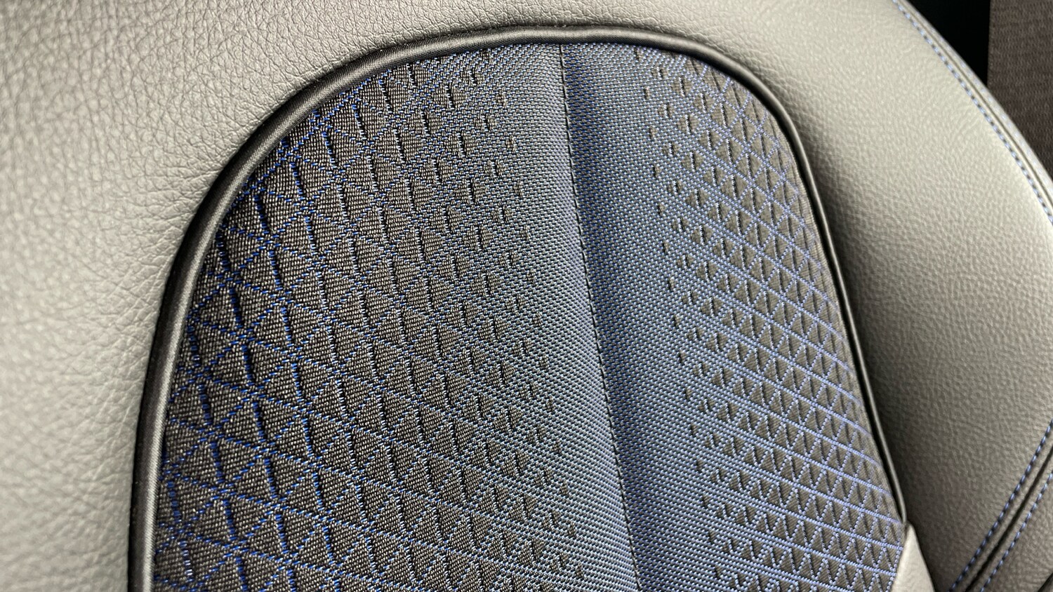 Used BMW 2 Series 2023 for sale - 78078753: Photo 78