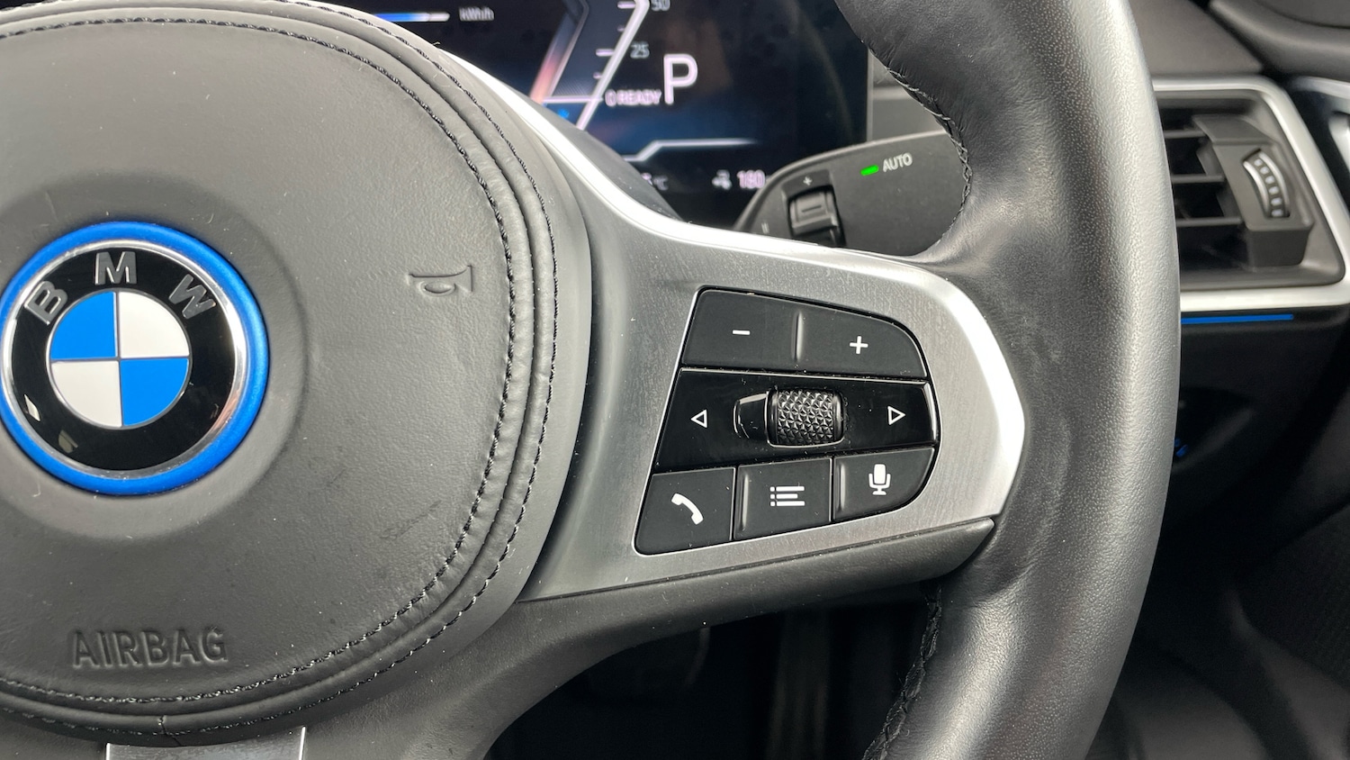 Used BMW i4 2022 for sale - 77975361: Photo 18