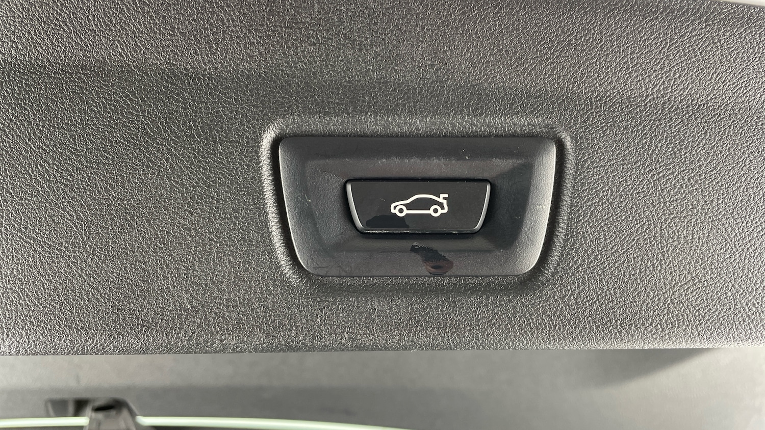 Used BMW i4 2022 for sale - 77975361: Photo 43