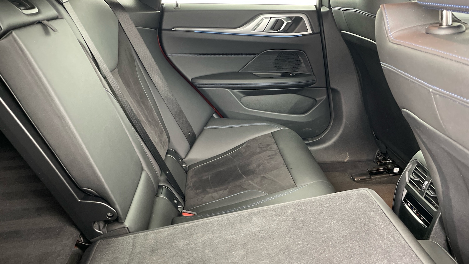 Used BMW i4 2022 for sale - 77450275: Photo 50