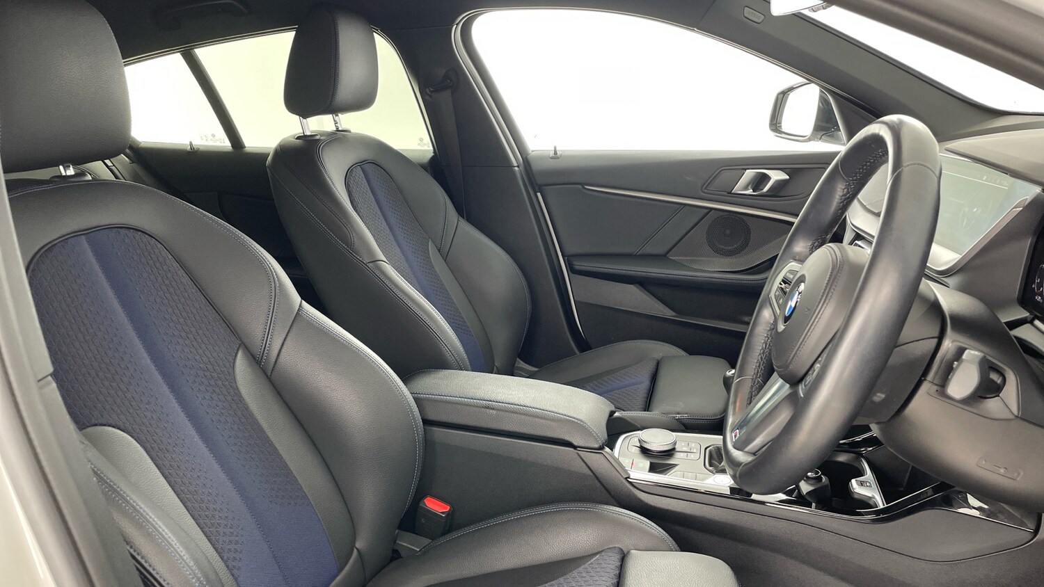 Used BMW 1 Series 2023 for sale - 77963055: Photo 11