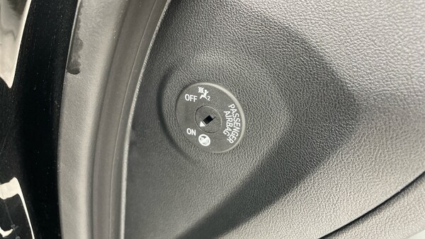 Used BMW i4 2025 for sale - 76184311: Photo 32