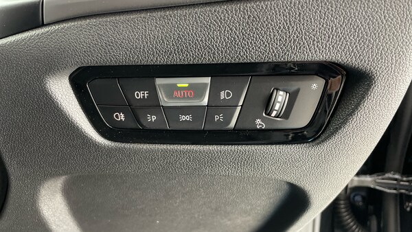 Used BMW i4 2025 for sale - 76184311: Photo 55