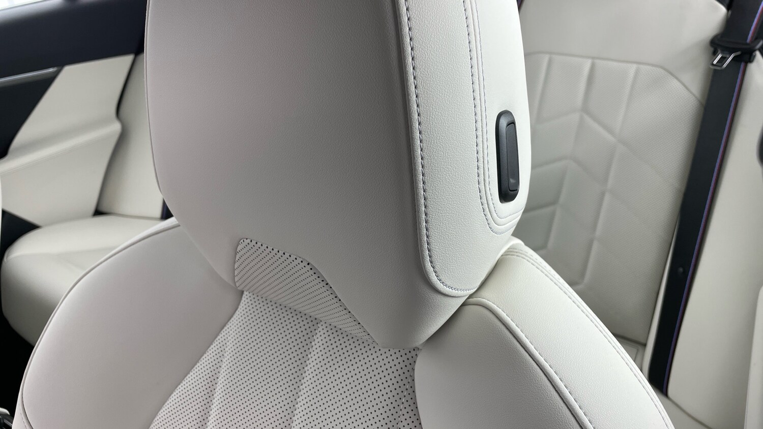 Used BMW i5 2025 for sale - 77116385: Photo 31