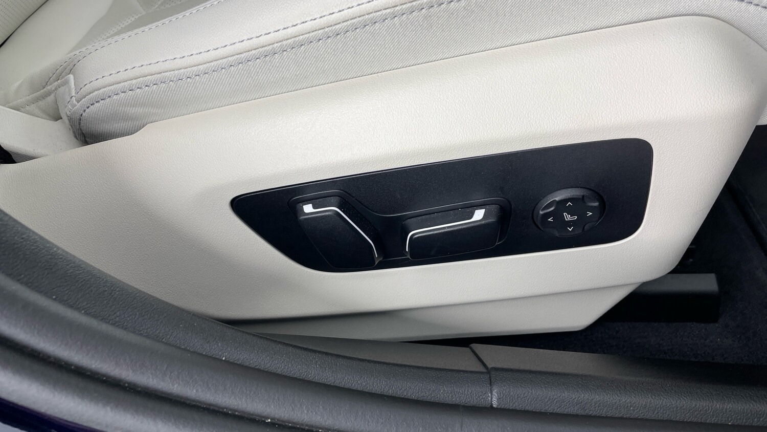 Used BMW i5 2025 for sale - 77116385: Photo 54