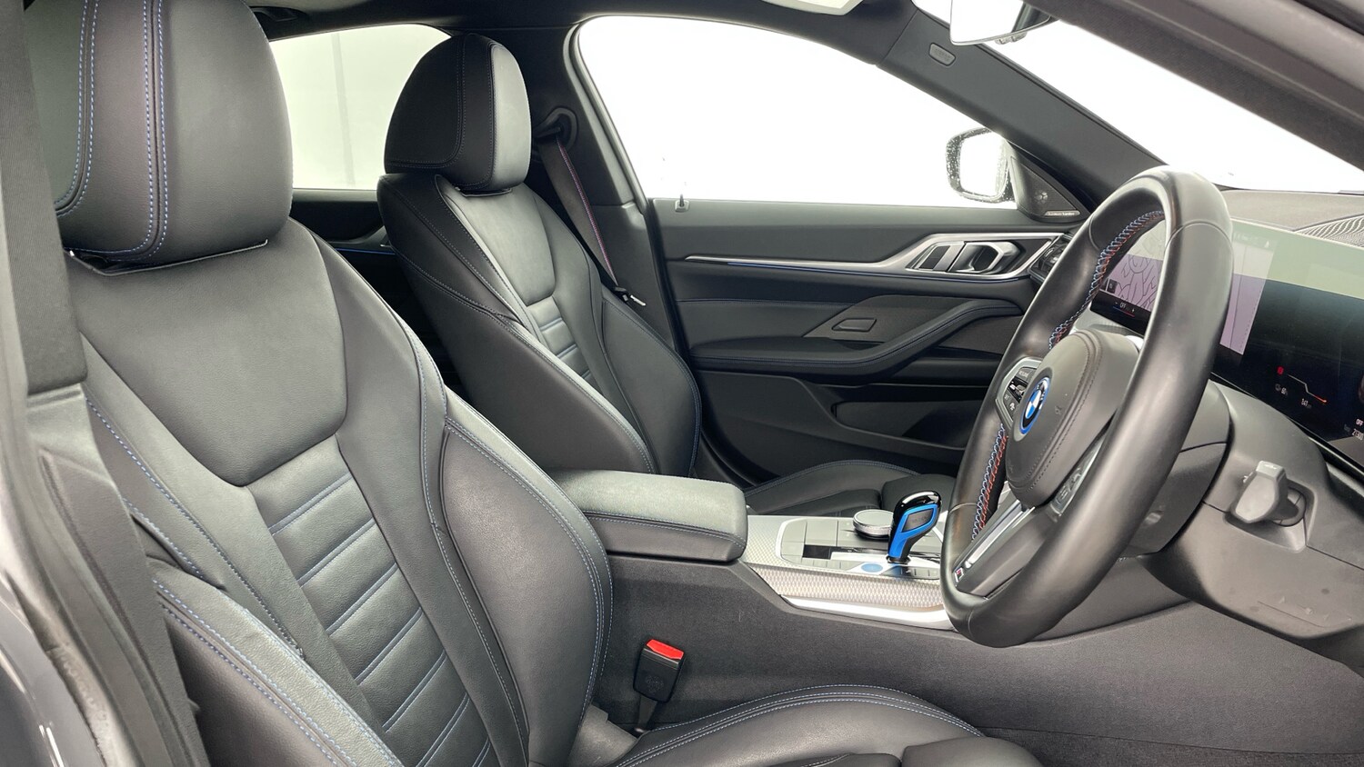 Used BMW i4 2023 for sale - 77508349: Photo 11