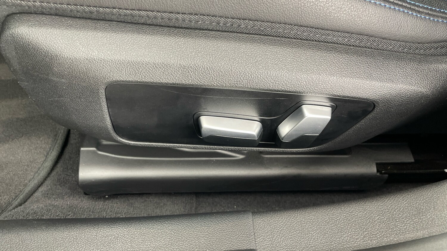 Used BMW i4 2023 for sale - 77508349: Photo 29