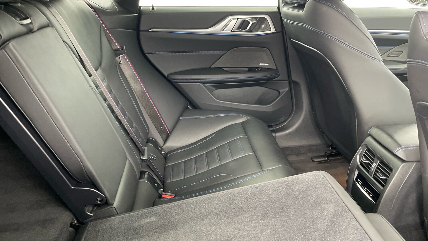 Used BMW i4 2023 for sale - 77508349: Photo 51