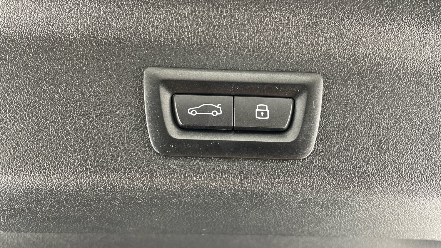 Vehicle 44