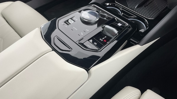 Used BMW 5 Series 2024 for sale - 76157031: Photo 10