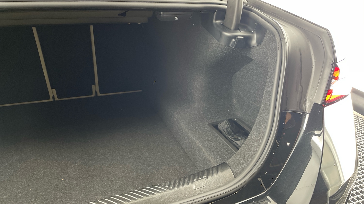 Used BMW 5 Series 2024 for sale - 76157031: Photo 40