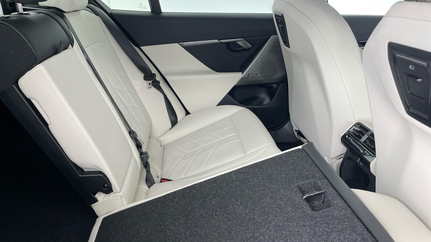 Used BMW 5 Series 2024 for sale - 76157031: Photo 49