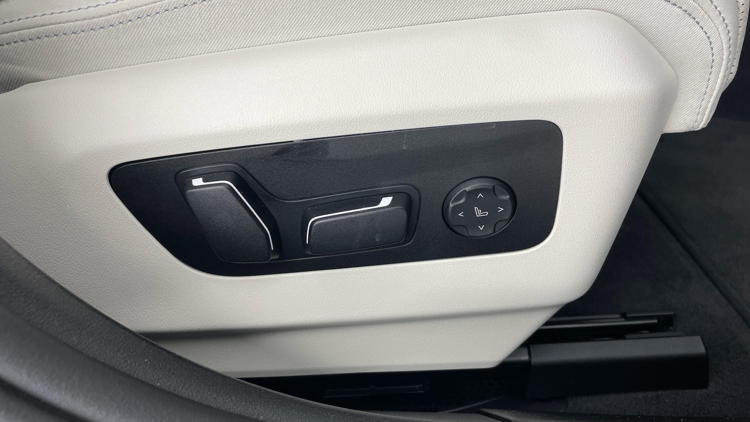 Used BMW 5 Series 2024 for sale - 76157031: Photo 52