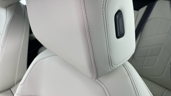 Used BMW 5 Series 2025 for sale - 76184303: Photo 30