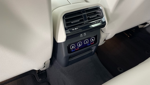 Used BMW 5 Series 2025 for sale - 76184303: Photo 33
