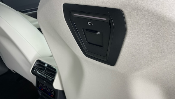 Used BMW 5 Series 2025 for sale - 76184303: Photo 48