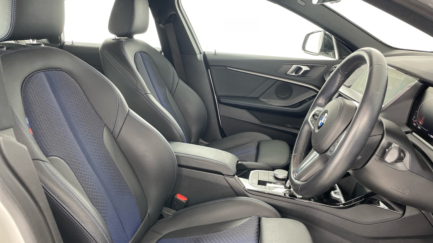 Used BMW 2 Series 2023 for sale - 76532068: Photo 11