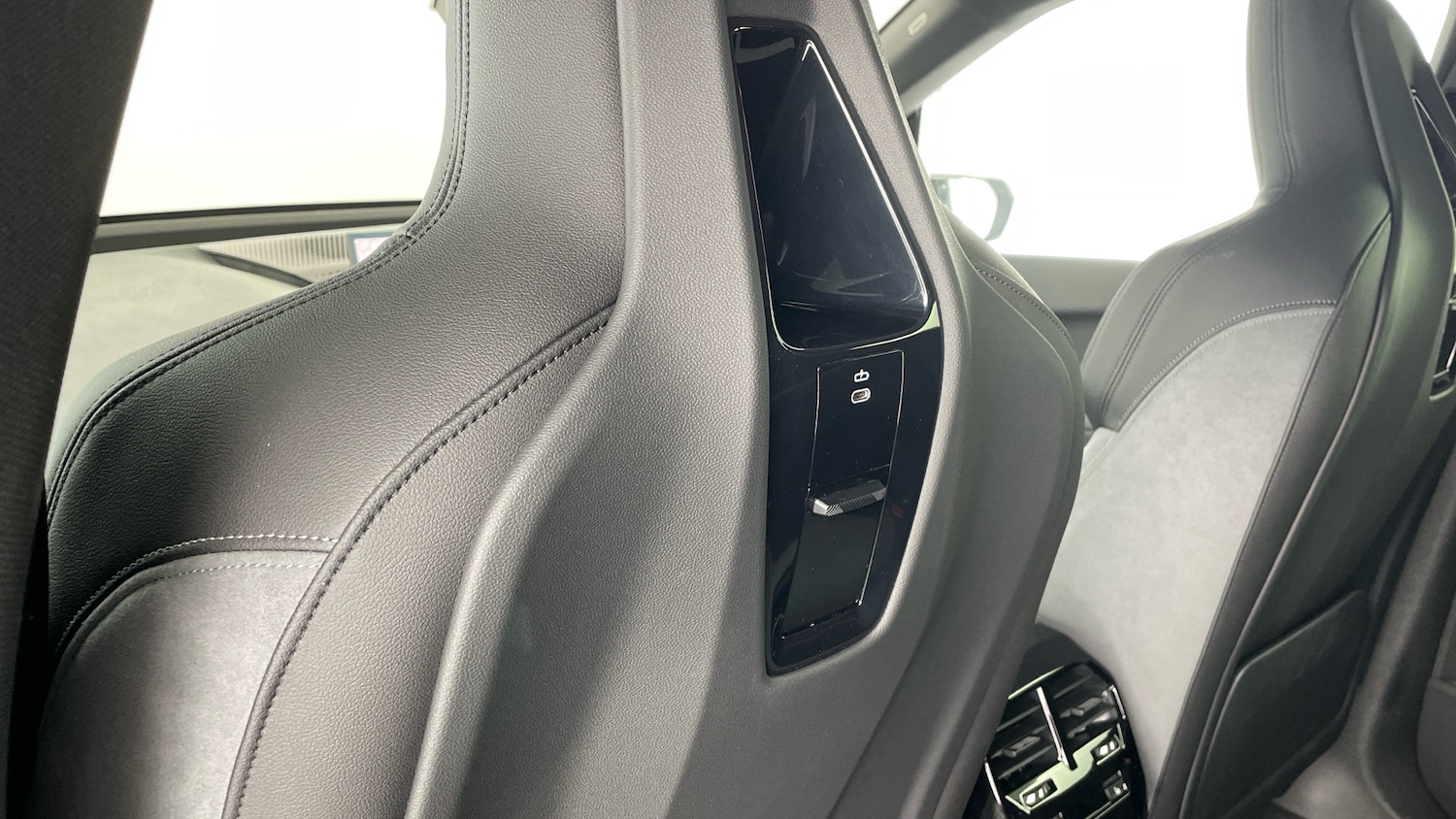 Used BMW iX 2025 for sale - 77775003: Photo 32