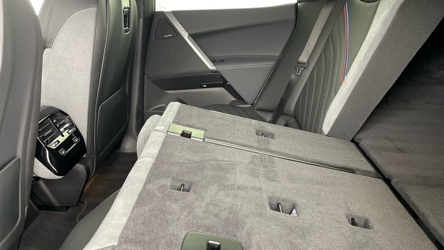 Used BMW iX 2025 for sale - 77775003: Photo 38