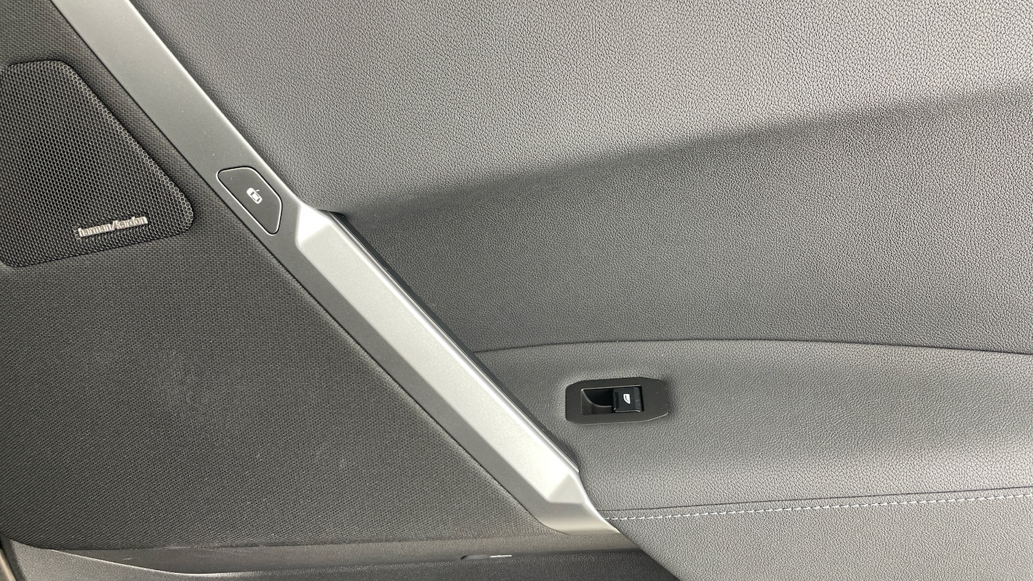 Used BMW iX 2025 for sale - 77775003: Photo 48