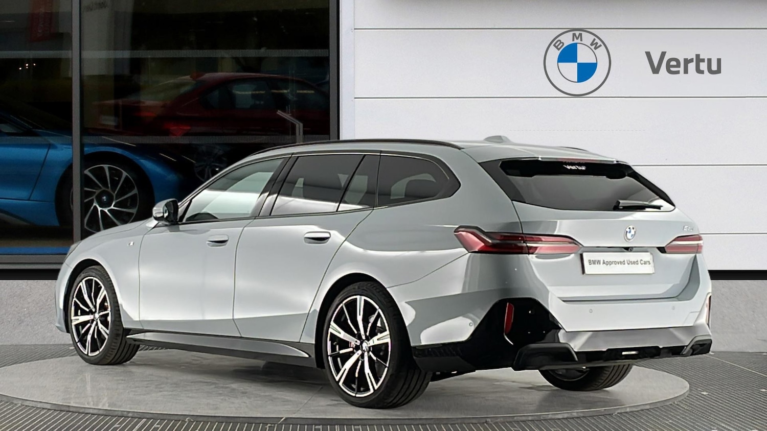 Used BMW 5 Series 2025 for sale - 77595168: Photo 2