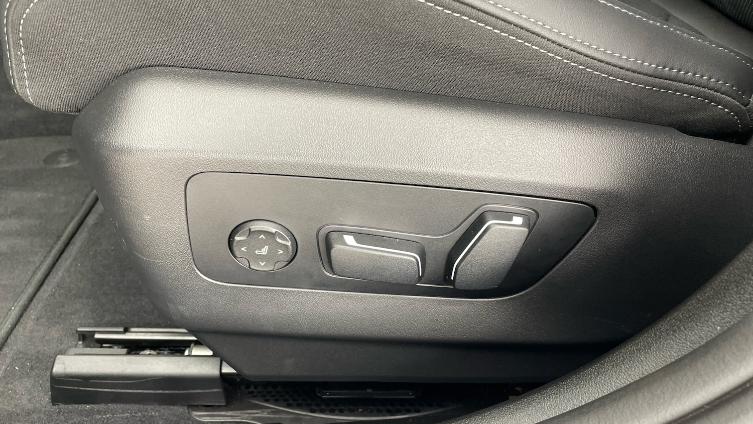 Used BMW 5 Series 2025 for sale - 77595168: Photo 30