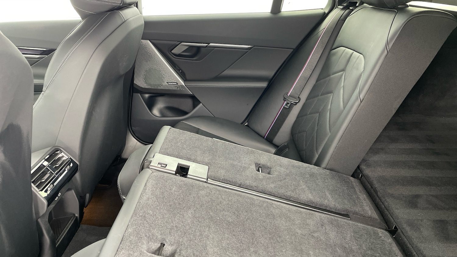 Used BMW 5 Series 2025 for sale - 77595168: Photo 37