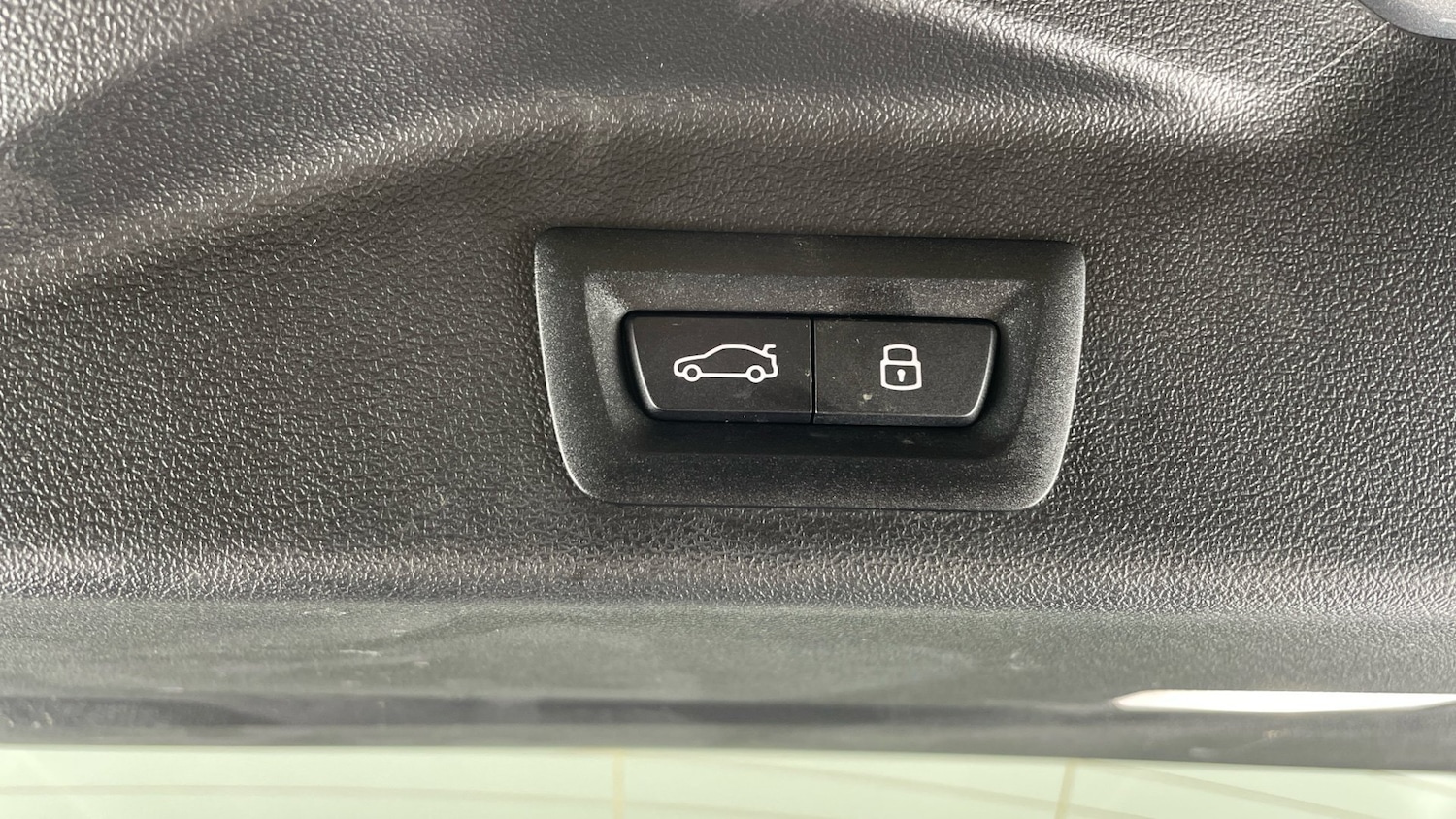 Vehicle 44