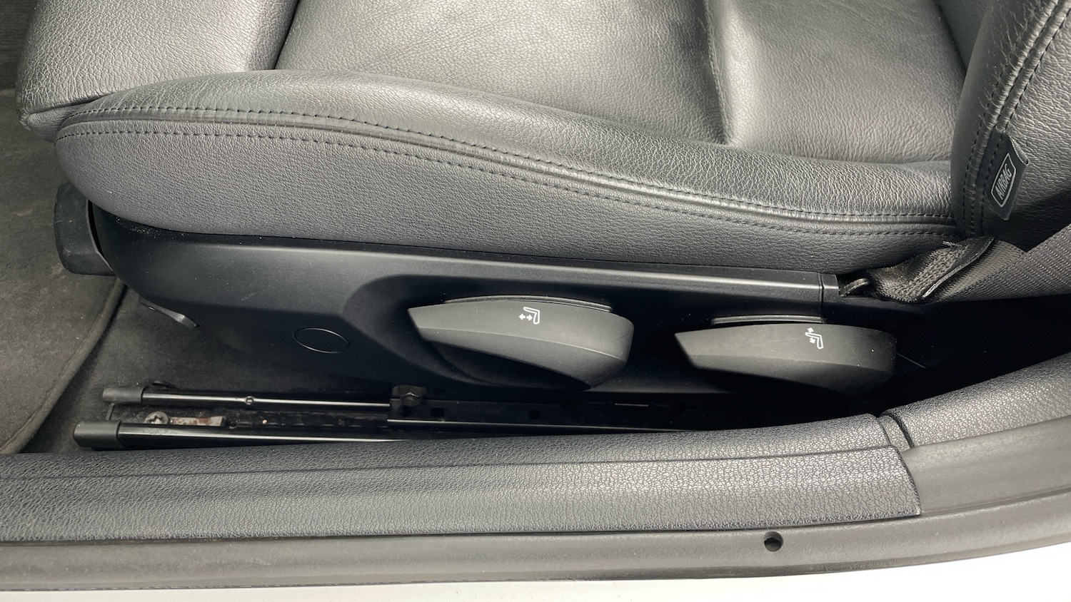 Used BMW Z4 2015 for sale - 77744167: Photo 30