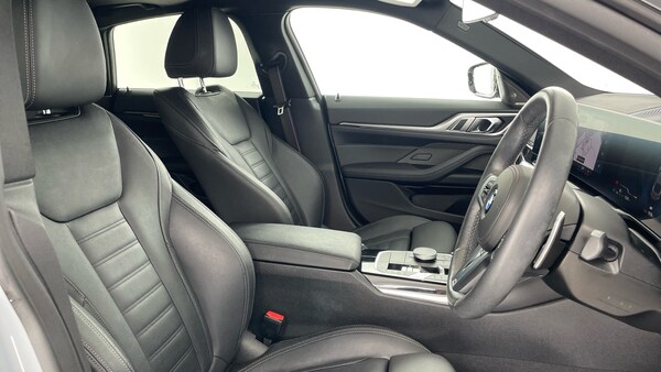 Used BMW 4 Series 2024 for sale - 76232250: Photo 11