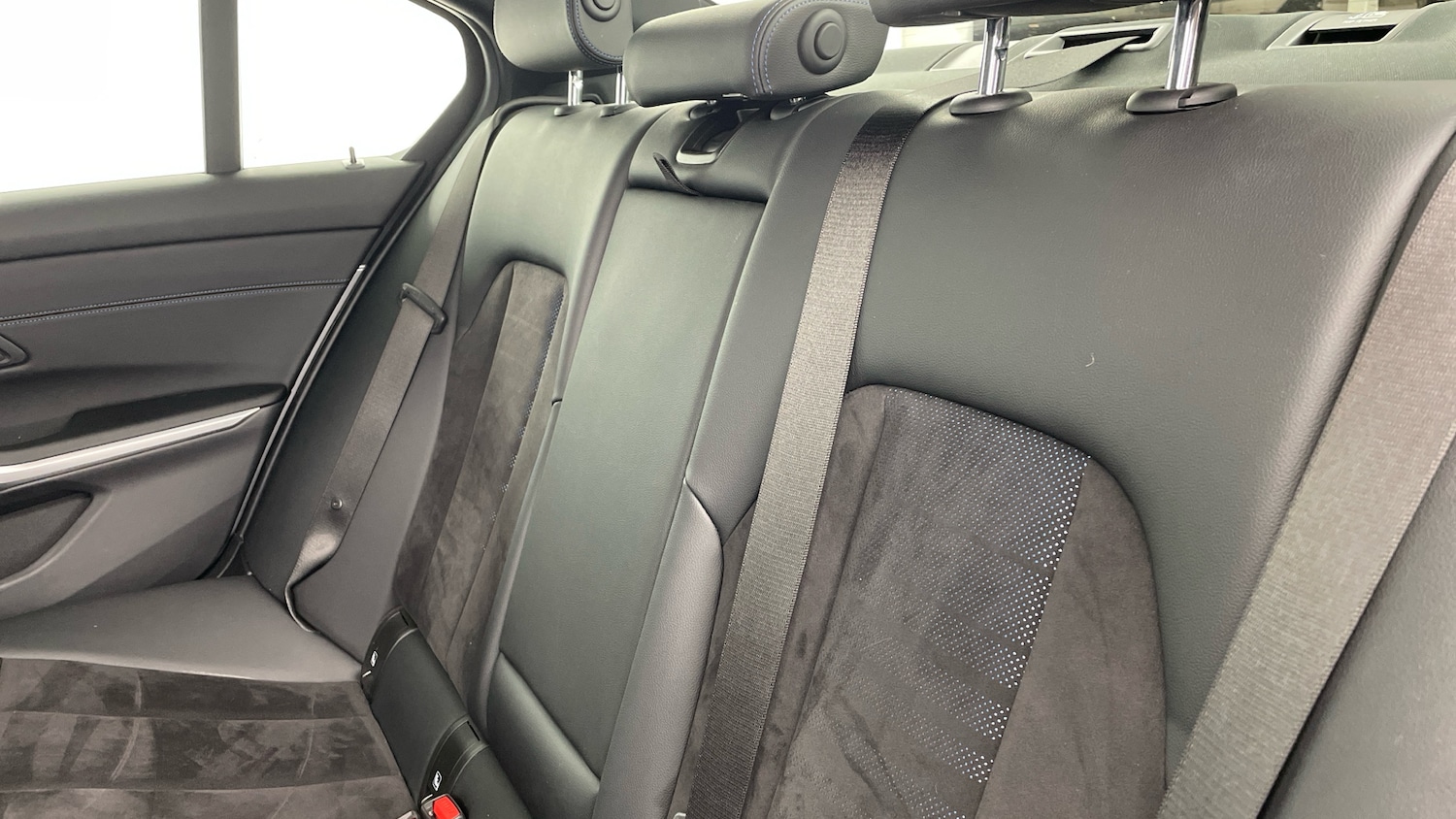 Used BMW 3 Series 2024 for sale - 77718500: Photo 12