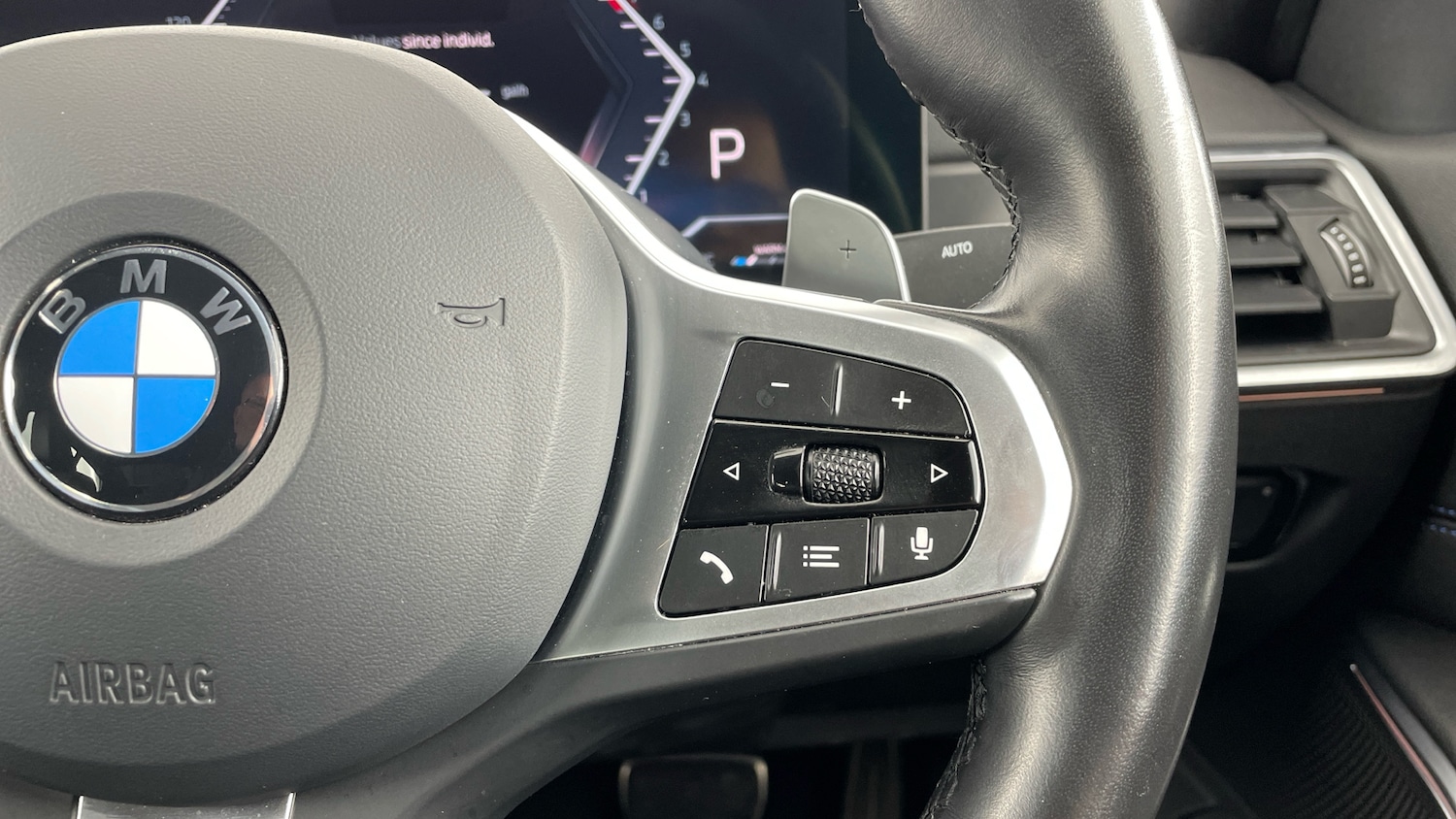 Used BMW 3 Series 2024 for sale - 77718500: Photo 18