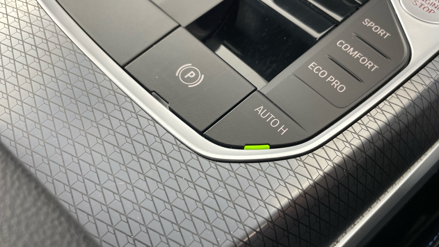 Used BMW 3 Series 2024 for sale - 77718500: Photo 52