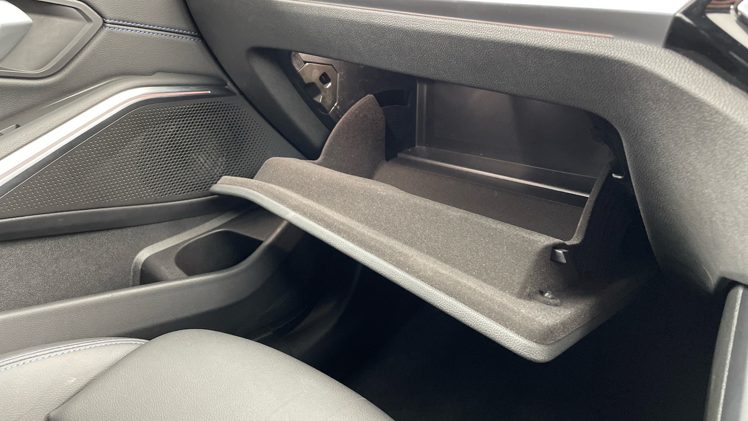 Used BMW 3 Series 2024 for sale - 77718500: Photo 65