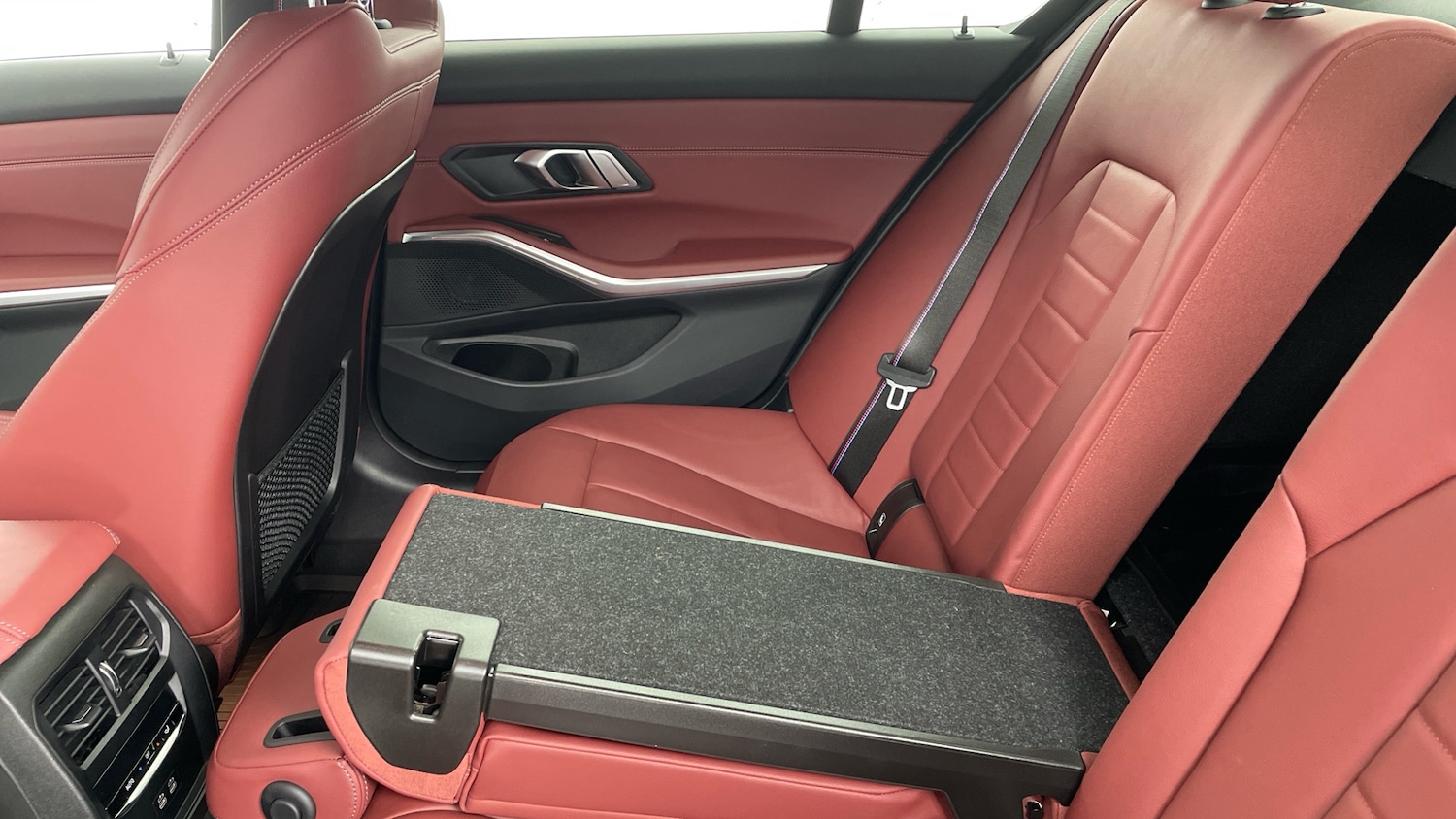 Used BMW 3 Series 2023 for sale - 77988960: Photo 36