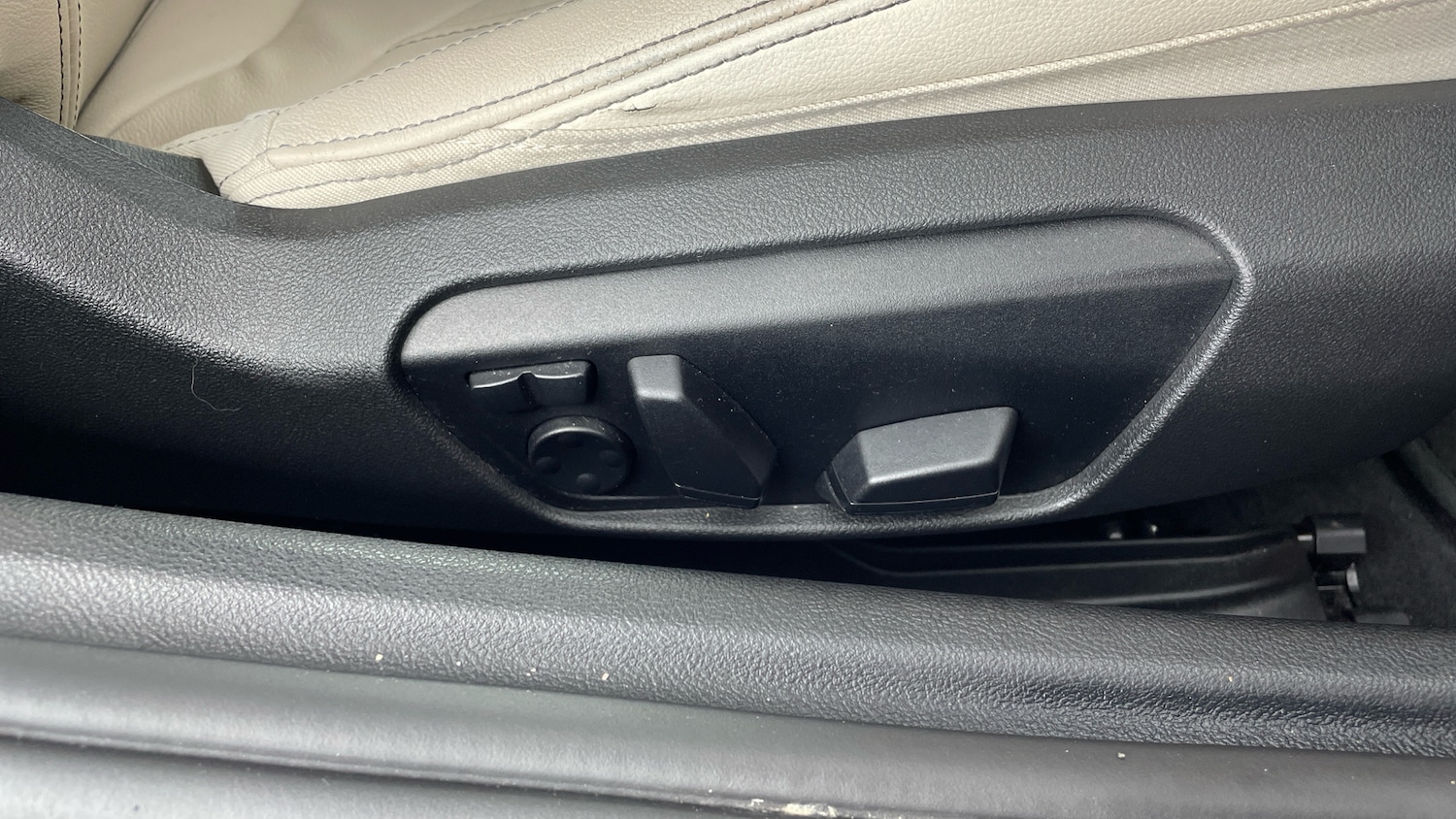 Used BMW Z4 2023 for sale - 76341004: Photo 39