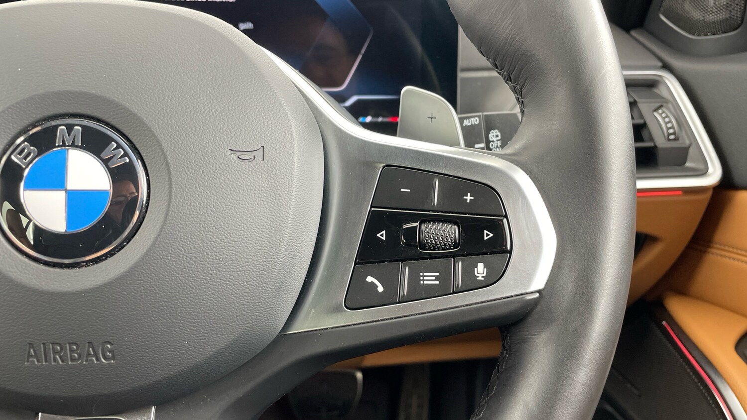 Used BMW 3 Series 2024 for sale - 77676995: Photo 18