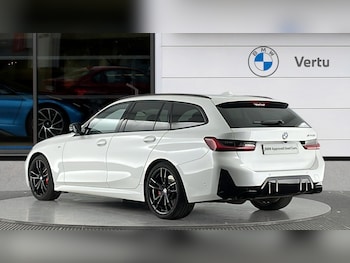 Used BMW 3 Series 2024 for sale - 77676995: Photo