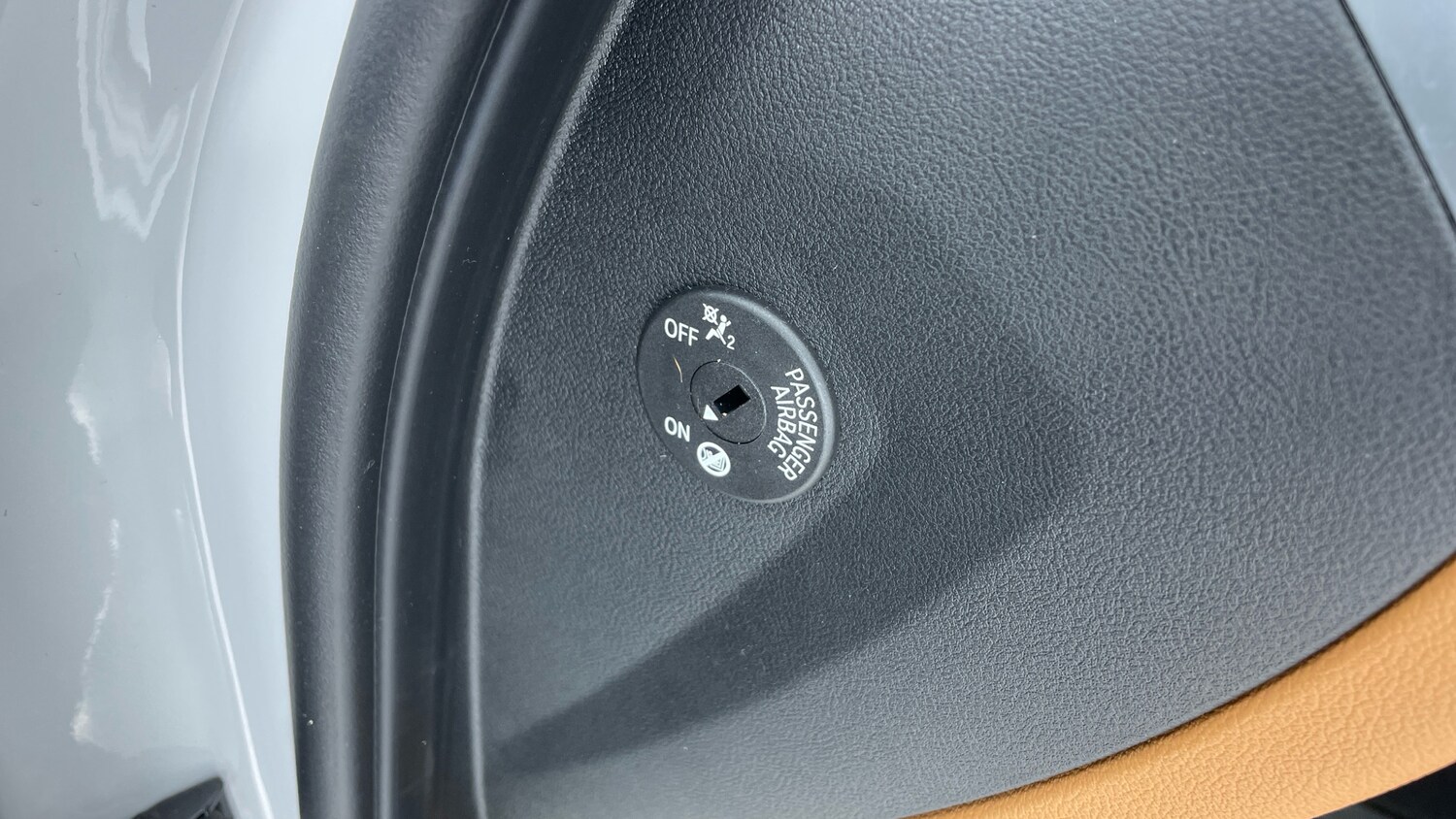 Used BMW 3 Series 2024 for sale - 77676995: Photo 30