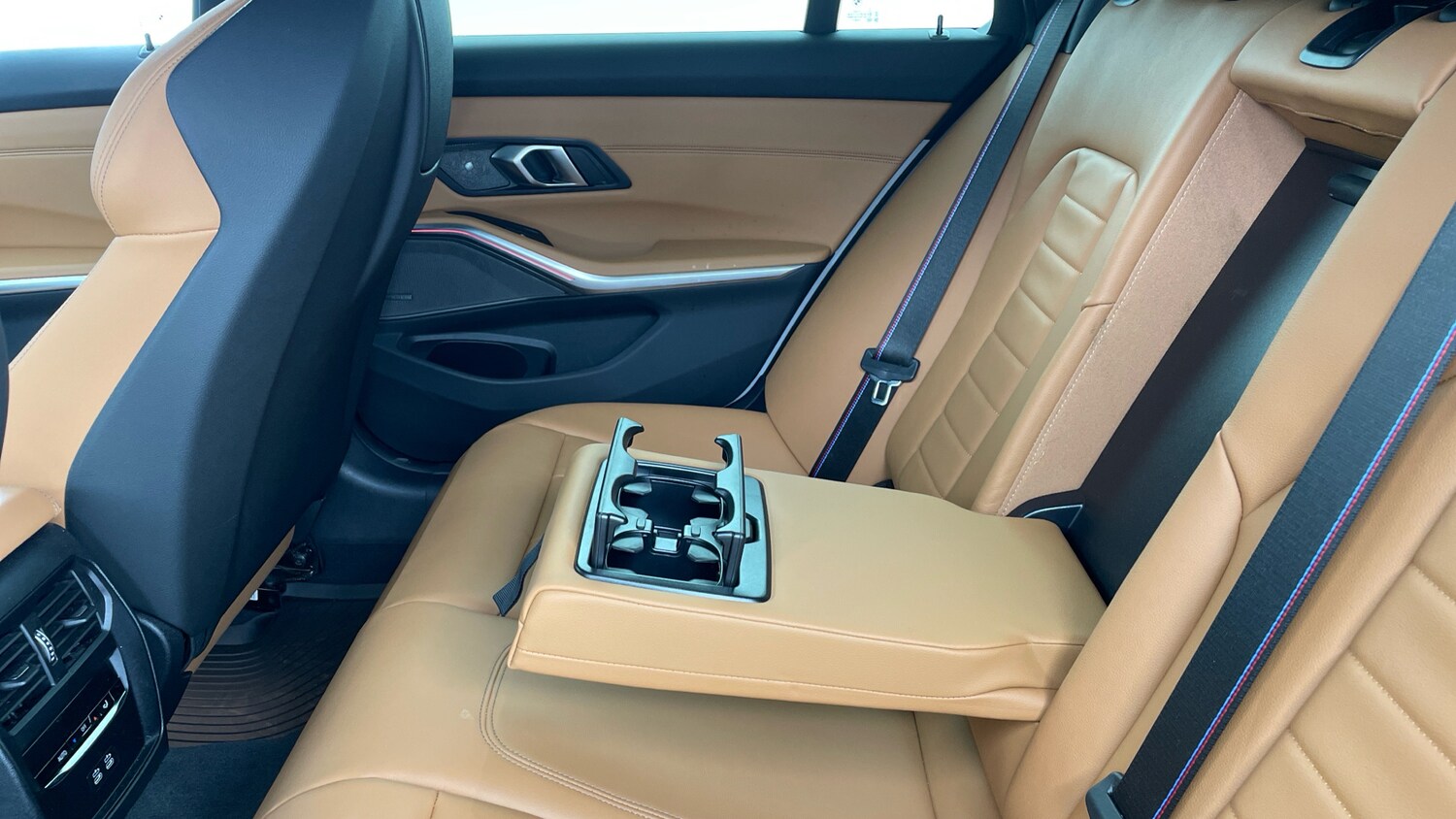 Used BMW 3 Series 2024 for sale - 77676995: Photo 34