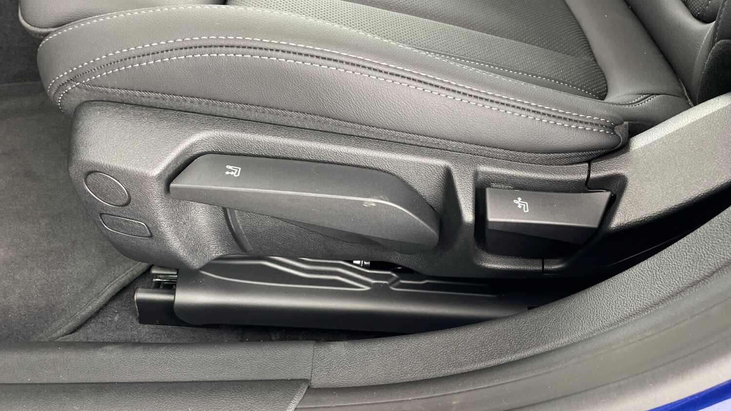 Used BMW 4 Series 2025 for sale - 77883840: Photo 27