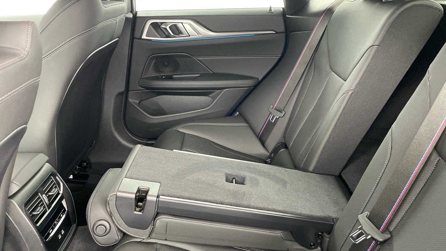 Used BMW 4 Series 2025 for sale - 77883840: Photo 35