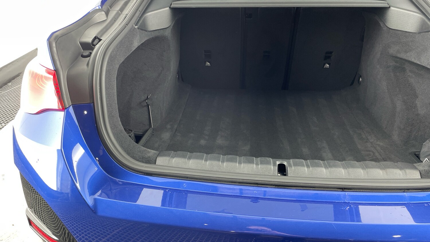 Used BMW 4 Series 2025 for sale - 77883840: Photo 38